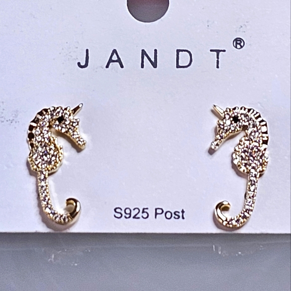 Little Seahorse Earrings - Picture 1 of 5